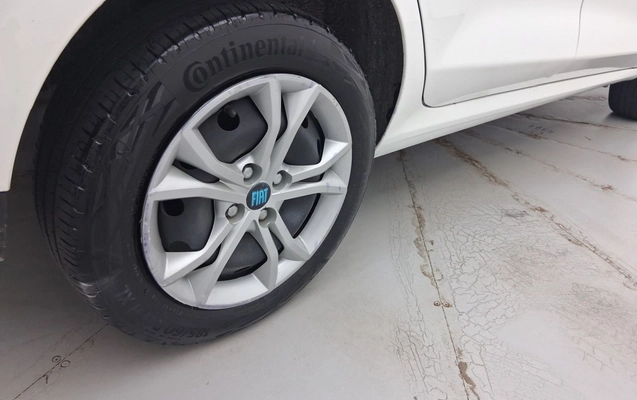 imagem-https://www.socarrao.com.br/sc-vehicle-images-prod/4334411/1791776185192-1_095432.jpg