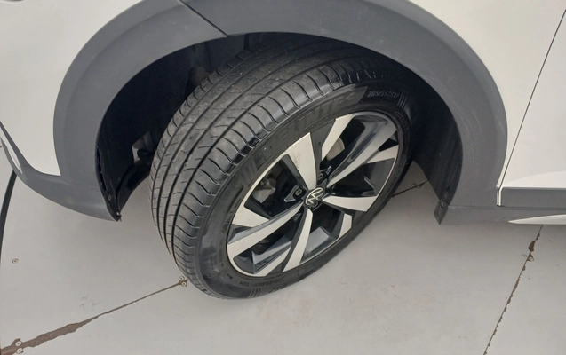 imagem-https://www.socarrao.com.br/sc-vehicle-images-prod/4334492/1791777122118-1_031251.jpg