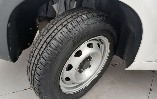 imagem-https://www.socarrao.com.br/sc-vehicle-images-prod/4334690/1791778120094-2_092457.jpg
