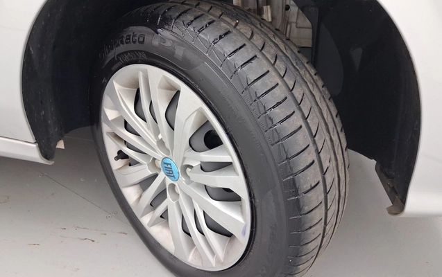 imagem-https://www.socarrao.com.br/sc-vehicle-images-prod/4334915/1791778418555-2_125156.jpg