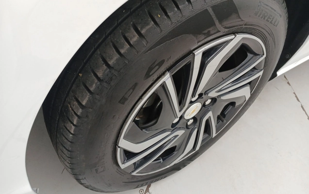 imagem-https://www.socarrao.com.br/sc-vehicle-images-prod/4335315/1791778974175-1_035132.jpg