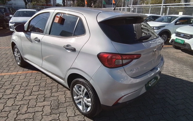 imagem-https://www.socarrao.com.br/sc-vehicle-images-prod/4335686/1791779678747-1_060937.jpg