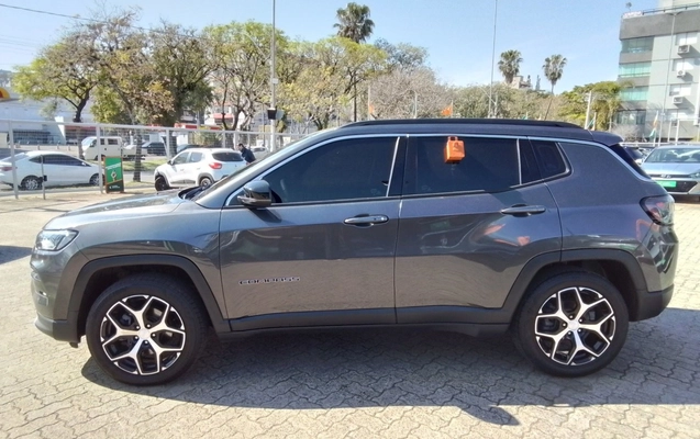 imagem-https://www.socarrao.com.br/sc-vehicle-images-prod/4336168/1791780937261-1_094147.jpg