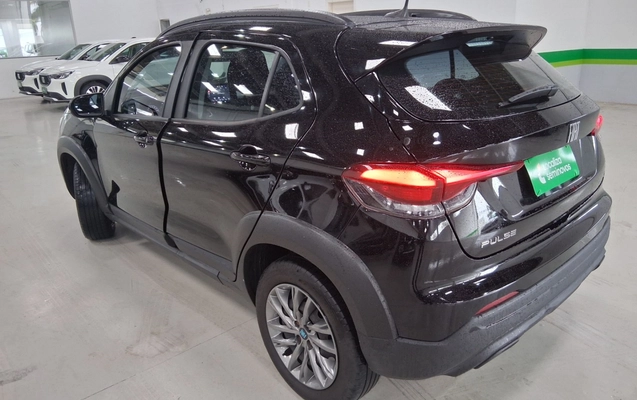 imagem-https://www.socarrao.com.br/sc-vehicle-images-prod/4336386/1791781328536-2_050633.jpg