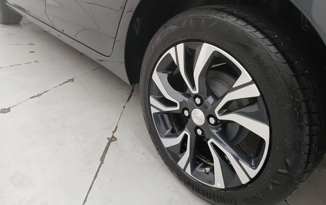 imagem-https://www.socarrao.com.br/sc-vehicle-images-prod/4336616/1791782720084-1_051540.jpg