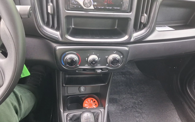 imagem-https://www.socarrao.com.br/sc-vehicle-images-prod/4337107/1791784467452-1_032213.jpg