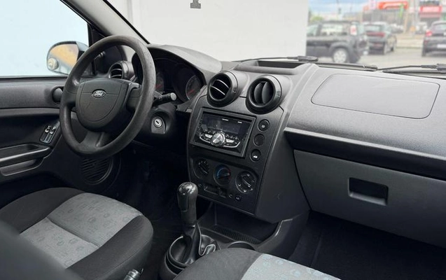 imagem-https://www.socarrao.com.br/sc-vehicle-images-prod/4337554/1791813484389-8562957_5_B_dd44412015.jpeg