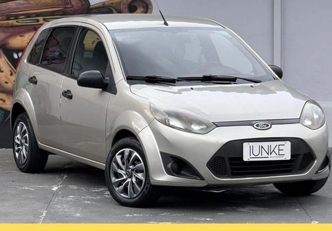 Ford Fiesta 2013 Prata — foto 1 de 3
