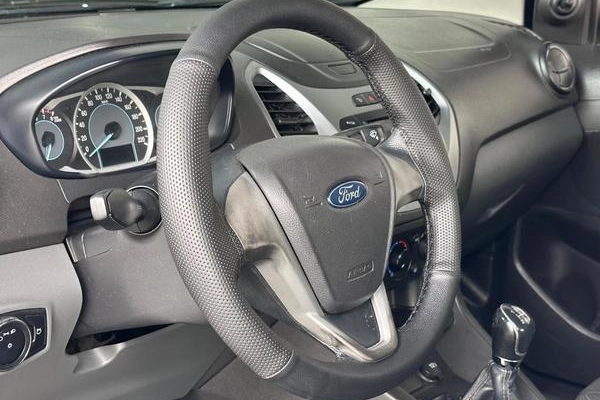 imagem-https://www.socarrao.com.br/sc-vehicle-images-prod/4337555/1791813669491-8563750_7_B_bc32191ee1.jpeg