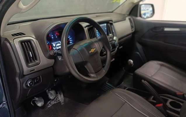 imagem-https://www.socarrao.com.br/sc-vehicle-images-prod/4337559/1791814376317-8531517_13_B_c7abf4d1b3.jpeg