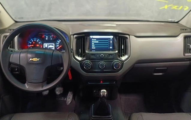 imagem-https://www.socarrao.com.br/sc-vehicle-images-prod/4337559/1791814376329-8531517_16_B_dca7b350ae.jpeg