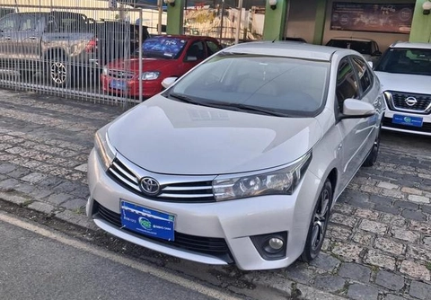 Toyota Corolla 2016 Prata — foto 1 de 3