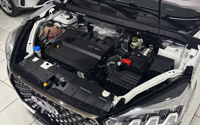 imagem-https://www.socarrao.com.br/sc-vehicle-images-prod/4337632/1791818772525-MDAzLmpwZw.jpg