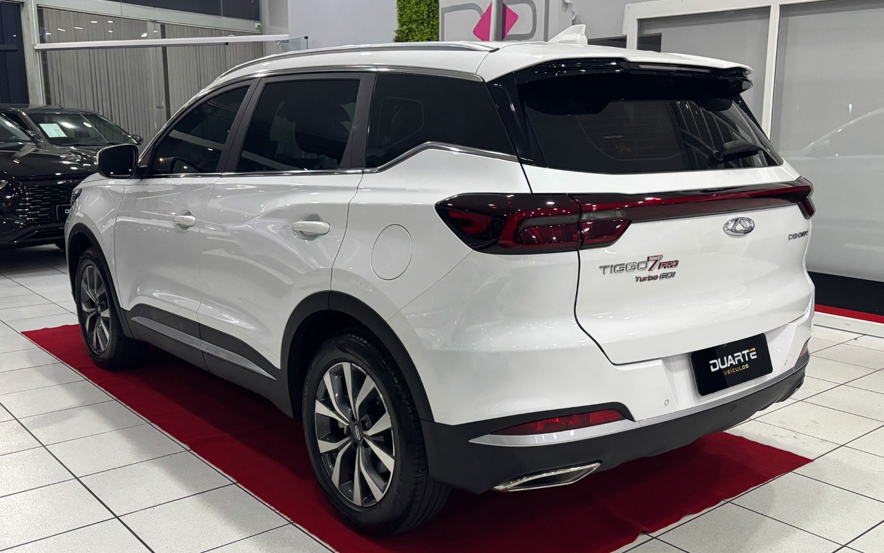 imagem-https://www.socarrao.com.br/sc-vehicle-images-prod/4337632/1791818773101-MDA2LmpwZw.jpg