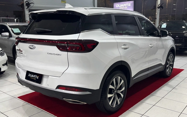 imagem-https://www.socarrao.com.br/sc-vehicle-images-prod/4337632/1791818773597-MDA5LmpwZw.jpg