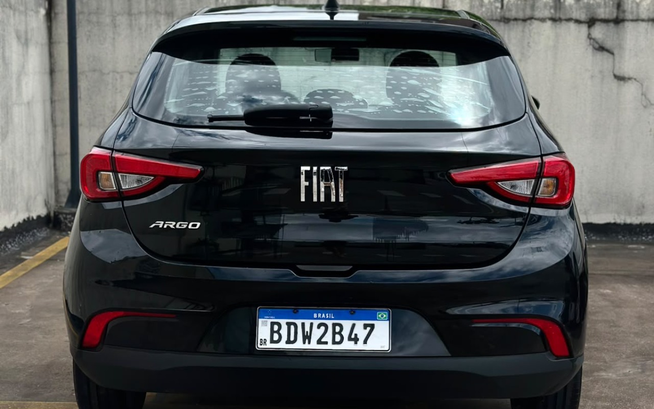 imagem-https://www.socarrao.com.br/sc-vehicle-images-prod/4337639/1791820375526-V2hhdHNBcHAgSW1hZ2UgMjAyNi0xMC0xMiBhdCAxMi40MC4zMC5qcGVn.jpeg