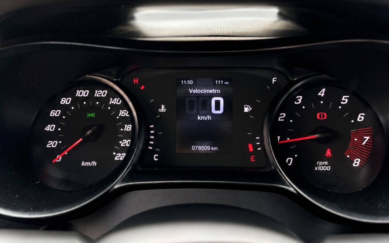 imagem-https://www.socarrao.com.br/sc-vehicle-images-prod/4337639/1791820377162-cGFpbmVsLnBuZw.png