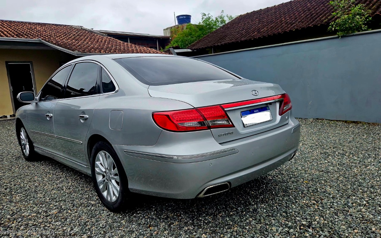 imagem-https://www.socarrao.com.br/sc-vehicle-images-prod/4337645/1791823138972-MjAyNjEwMTJfMTMwMzU2KDEpLmpwZw.jpg