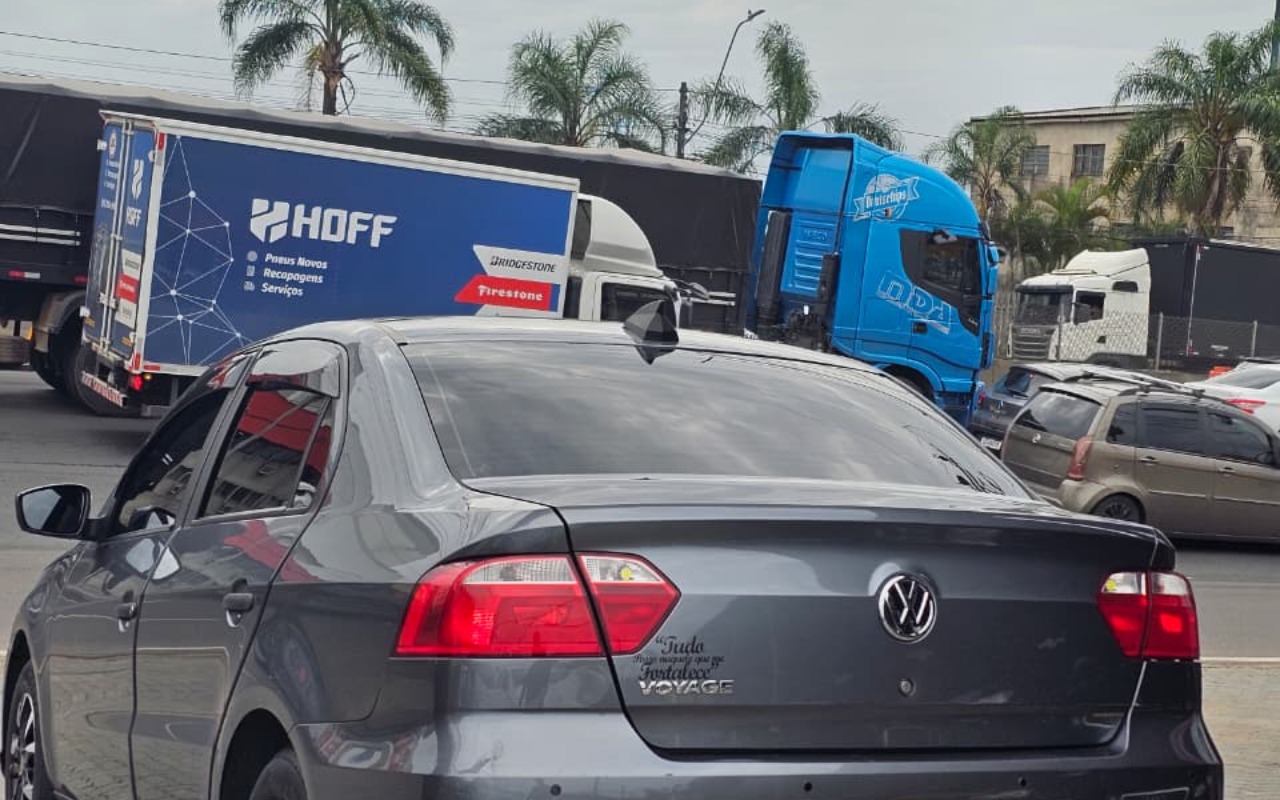 imagem-https://www.socarrao.com.br/sc-vehicle-images-prod/4337649/1791822349188-NWRmYWJkY2QtNWYzZi00M2FkLWJmY2MtODYzOGNhMmFjZDc1LmpwZw.jpg