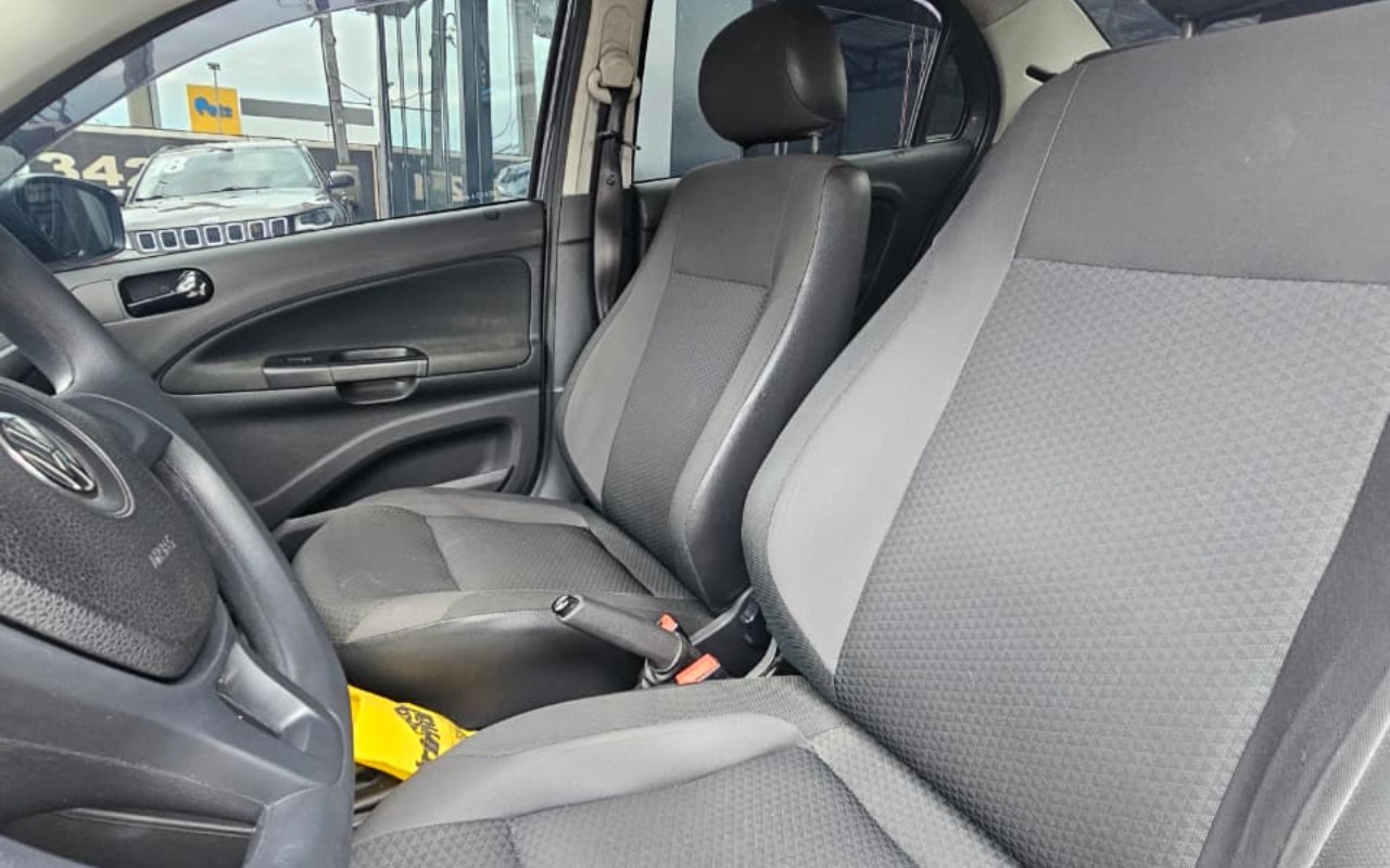 imagem-https://www.socarrao.com.br/sc-vehicle-images-prod/4337649/1791822350446-Mzg1MWJjYzItNDY0My00OTAyLWEyNjgtMzkwZDg1MDMyODg3LmpwZw.jpg