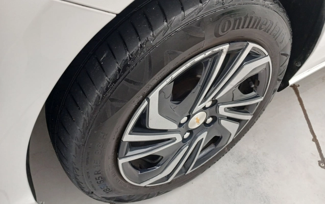 imagem-https://www.socarrao.com.br/sc-vehicle-images-prod/4337736/1791831079429-1_030627.jpg