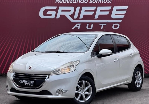 Peugeot 208 2015 Branco — foto 1 de 3