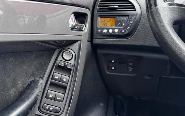 imagem-https://www.socarrao.com.br/sc-vehicle-images-prod/4337769/1791836074337-8496534_14_B_6fc8177a6b.jpeg