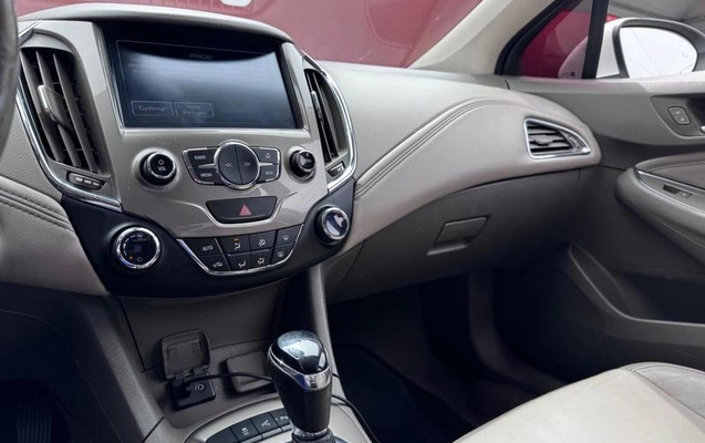 imagem-https://www.socarrao.com.br/sc-vehicle-images-prod/4337772/1791836395675-8557928_10_B_0dc975f330.jpeg