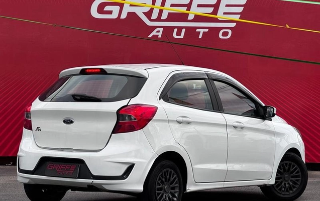 imagem-https://www.socarrao.com.br/sc-vehicle-images-prod/4337786/1791837158480-8435350_3_B_e361eb99b5.jpeg