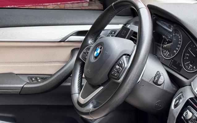imagem-https://www.socarrao.com.br/sc-vehicle-images-prod/4337787/1791837406672-8550152_7_B_461ef48a55.jpeg