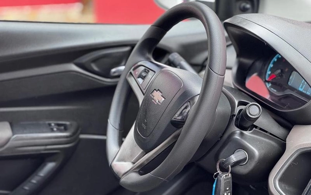 imagem-https://www.socarrao.com.br/sc-vehicle-images-prod/4337790/1791837753371-8445081_7_B_bcb5263518.jpeg