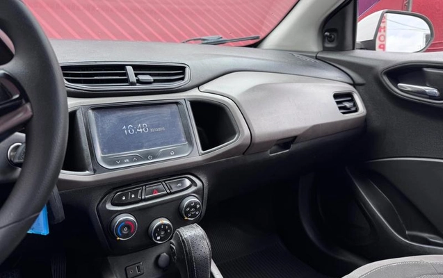 imagem-https://www.socarrao.com.br/sc-vehicle-images-prod/4337790/1791837753376-8445081_10_B_f63b41e8df.jpeg