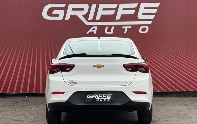 imagem-https://www.socarrao.com.br/sc-vehicle-images-prod/4337800/1791838676442-8537150_0_B_4f77fdaa81.jpeg