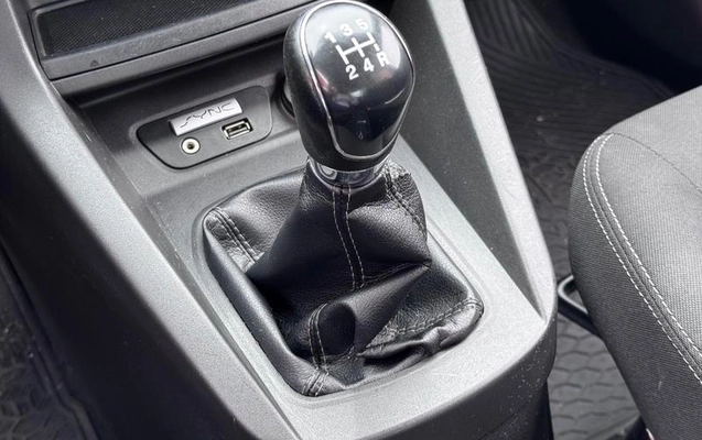 imagem-https://www.socarrao.com.br/sc-vehicle-images-prod/4337802/1791839059448-8541182_13_B_0a353cc44d.jpeg