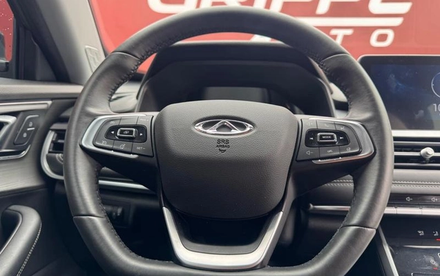 imagem-https://www.socarrao.com.br/sc-vehicle-images-prod/4337811/1791840856636-8561970_8_B_575daf1891.jpeg