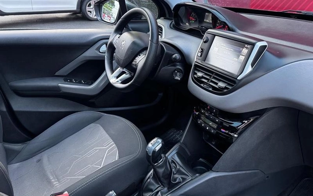 imagem-https://www.socarrao.com.br/sc-vehicle-images-prod/4337816/1791842131834-8563335_6_B_0d4a3a25ec.jpeg