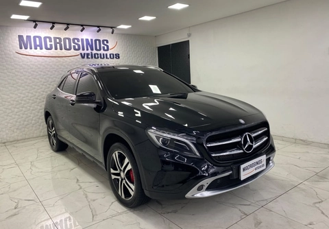 Mercedes-Benz GLA 200 2017 Preto — foto 1 de 3