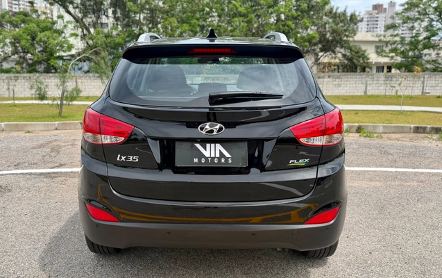 imagem-https://www.socarrao.com.br/sc-vehicle-images-prod/4338219/1791856597267-360badc42f5b4dfd9c127865e6adc963_1791564710497.jpg
