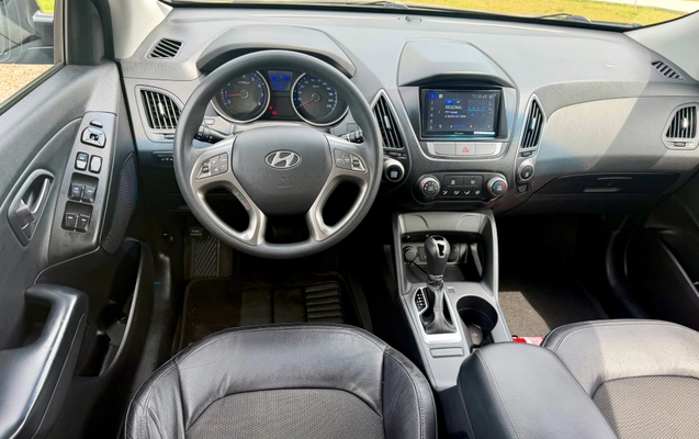 imagem-https://www.socarrao.com.br/sc-vehicle-images-prod/4338219/1791856597269-1d3bceb679be40989e84cc3ae1956da2_1791564710512.jpg