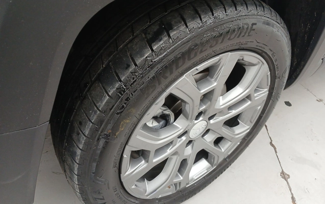 imagem-https://www.socarrao.com.br/sc-vehicle-images-prod/4338558/1791864423574-1_081318.jpg