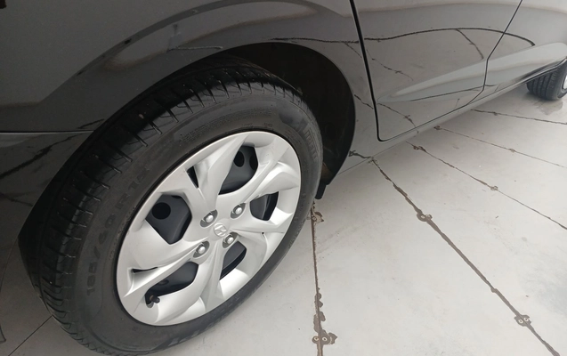 imagem-https://www.socarrao.com.br/sc-vehicle-images-prod/4338954/1791864979441-1_103647.jpg