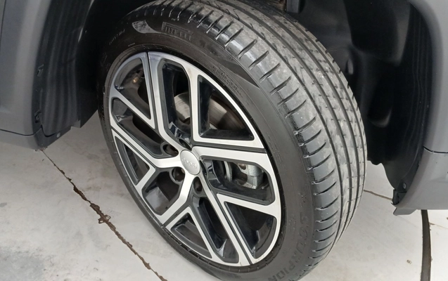 imagem-https://www.socarrao.com.br/sc-vehicle-images-prod/4338989/1791865110351-2_040649.jpg