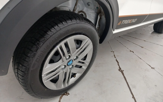 imagem-https://www.socarrao.com.br/sc-vehicle-images-prod/4339362/1791865684302-2_023632.jpg
