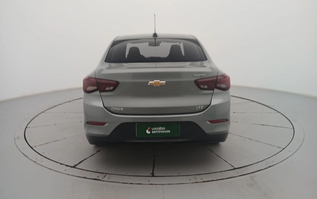 imagem-https://www.socarrao.com.br/sc-vehicle-images-prod/4339378/1791865701527-1_021838.jpg