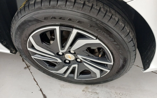 imagem-https://www.socarrao.com.br/sc-vehicle-images-prod/4339391/1791865718485-1_080329.jpg