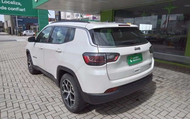 imagem-https://www.socarrao.com.br/sc-vehicle-images-prod/4339568/1791866035675-1_094537.jpg