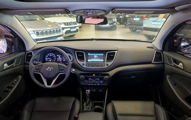 imagem-https://www.socarrao.com.br/sc-vehicle-images-prod/43401/1789680465497-fmx3s61kJFdcbW2XUAvMrG9ZxIr5sD9A.jpg