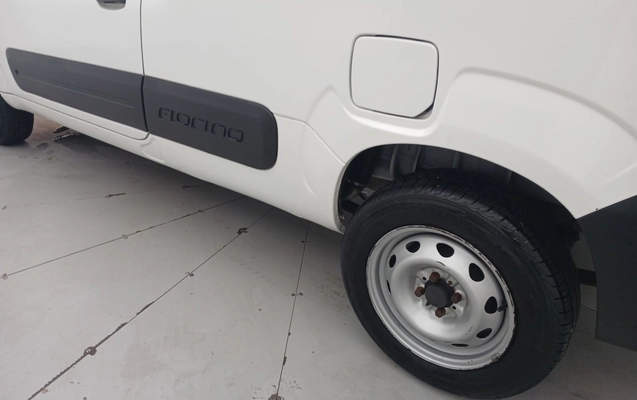 imagem-https://www.socarrao.com.br/sc-vehicle-images-prod/4340210/1791867460915-2_022739.jpg