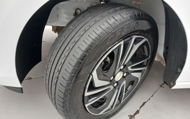imagem-https://www.socarrao.com.br/sc-vehicle-images-prod/4340234/1791867479968-1_103046.jpg