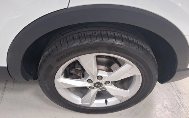 imagem-https://www.socarrao.com.br/sc-vehicle-images-prod/4341032/1791870802191-2_095923.jpg